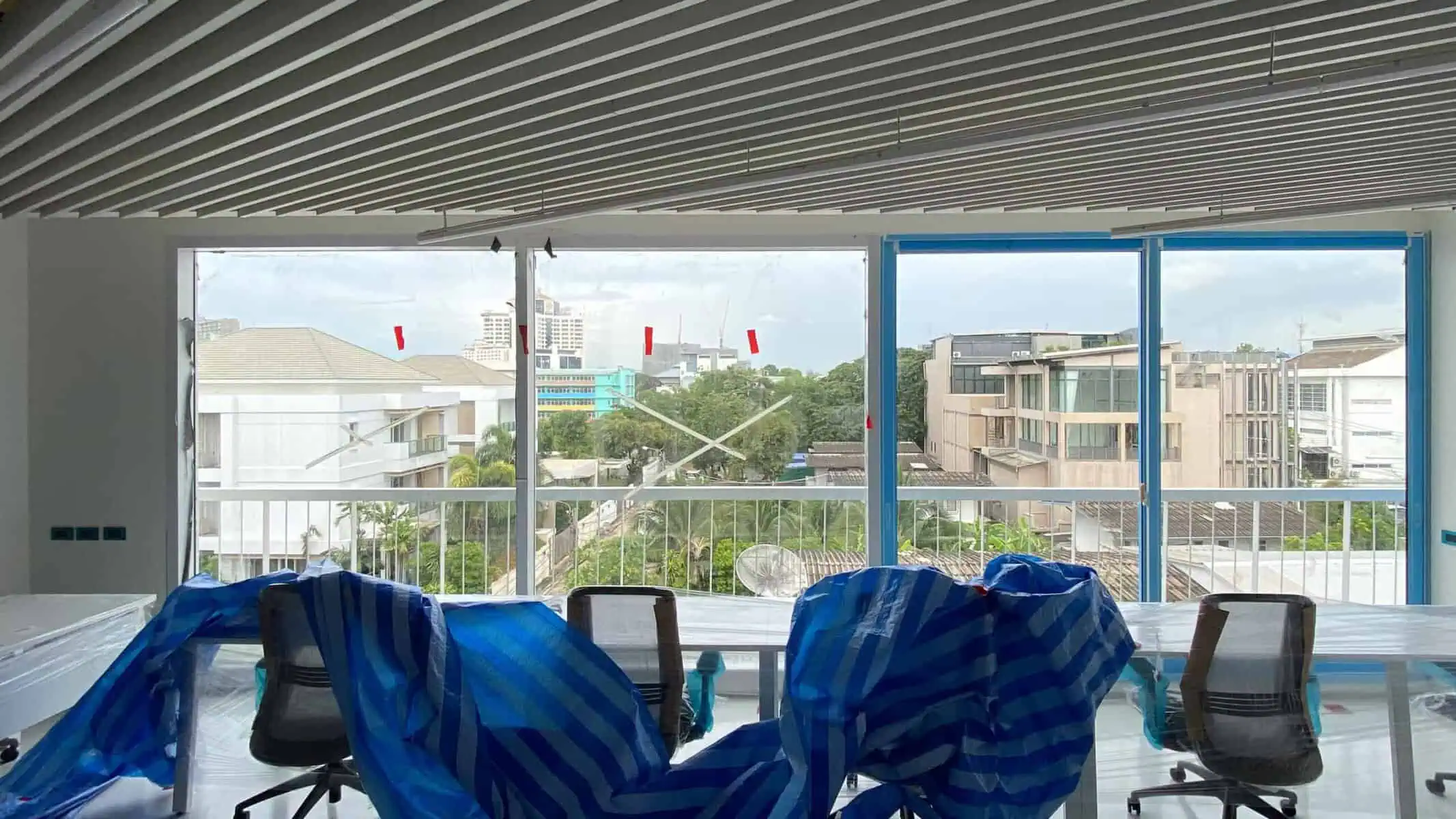 review roller blinds before 01 scaled review roller blinds before 01 scaled